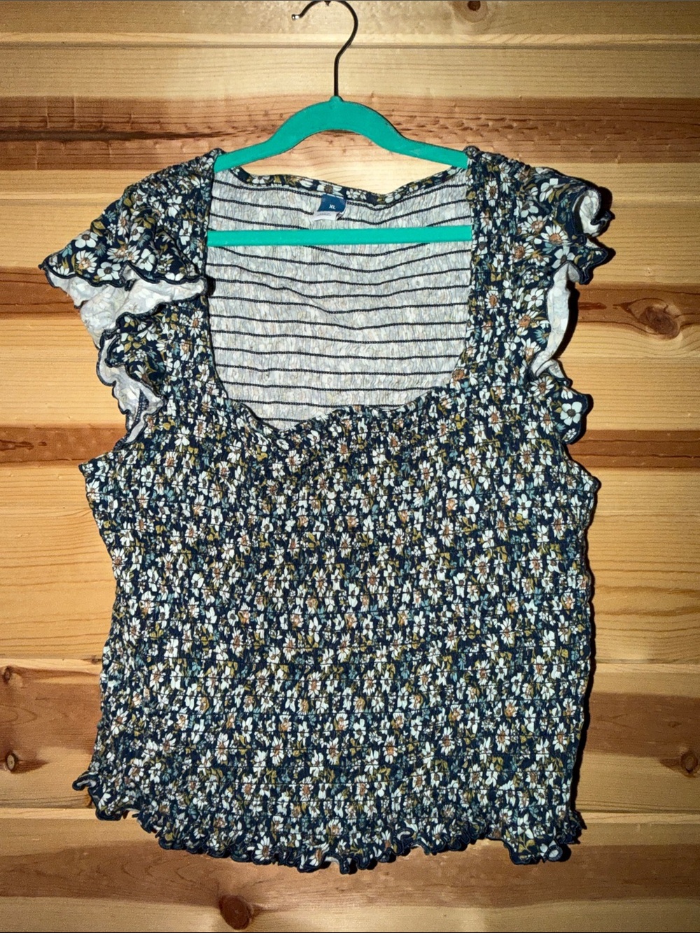 Old Navy Navy Floral Smocked Ruffle Sleeve Crop Top